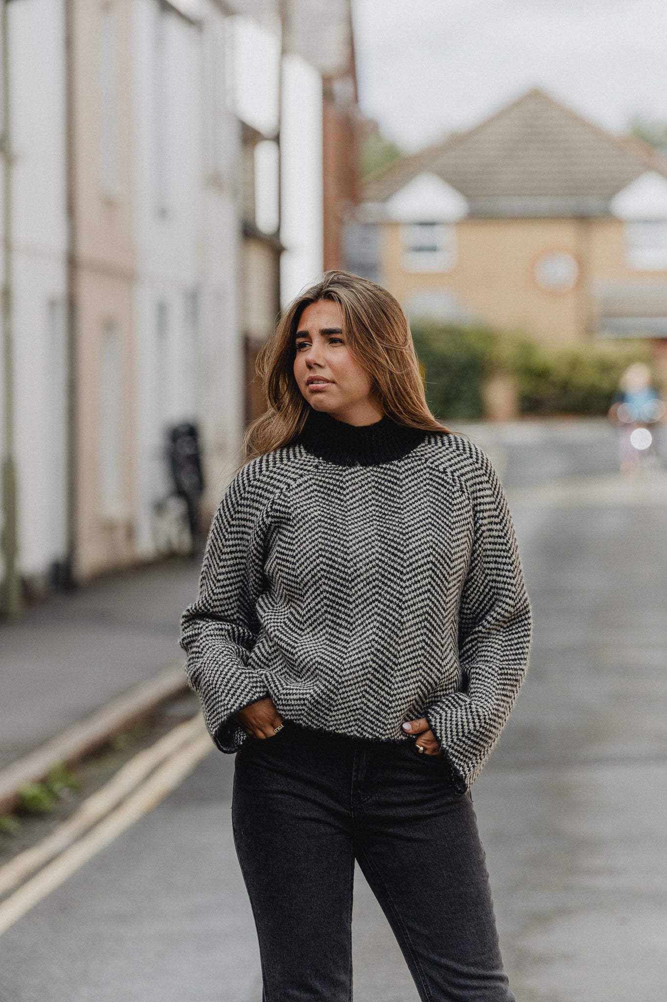 VMNAOMI Pullover - Black